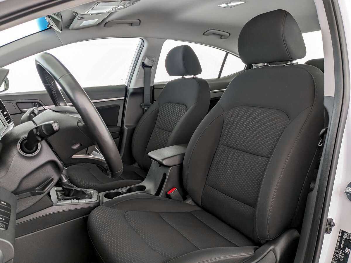 Hyundai Elantra, 2020 - Фото №15