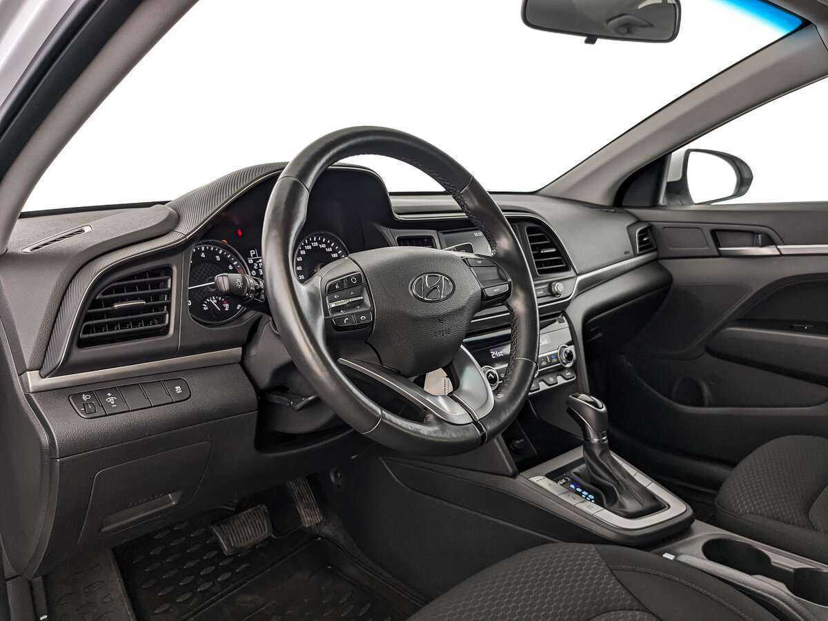 Hyundai Elantra, 2020 - Фото №14