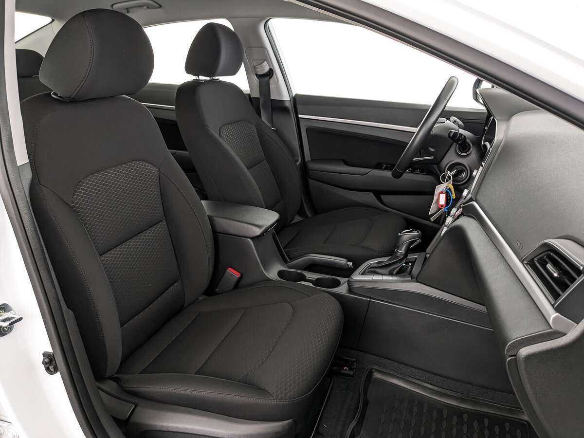 Hyundai Elantra, 2020 - Фото №23