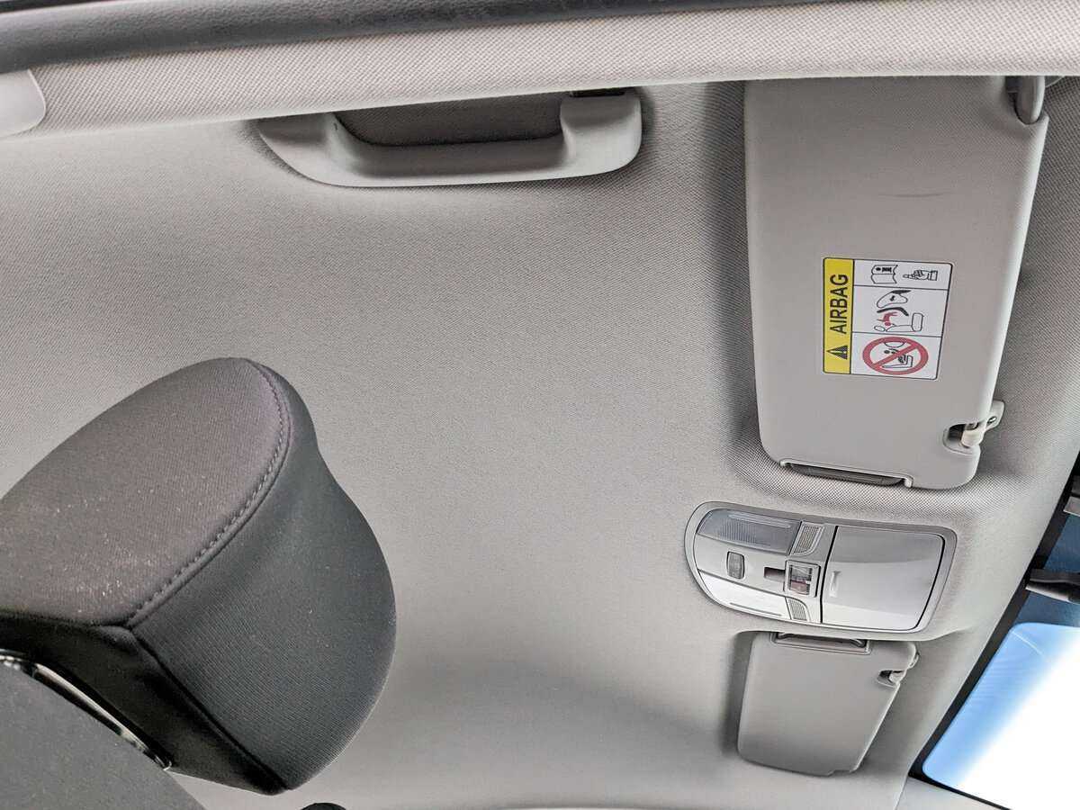 Hyundai Elantra, 2020 - Фото №17