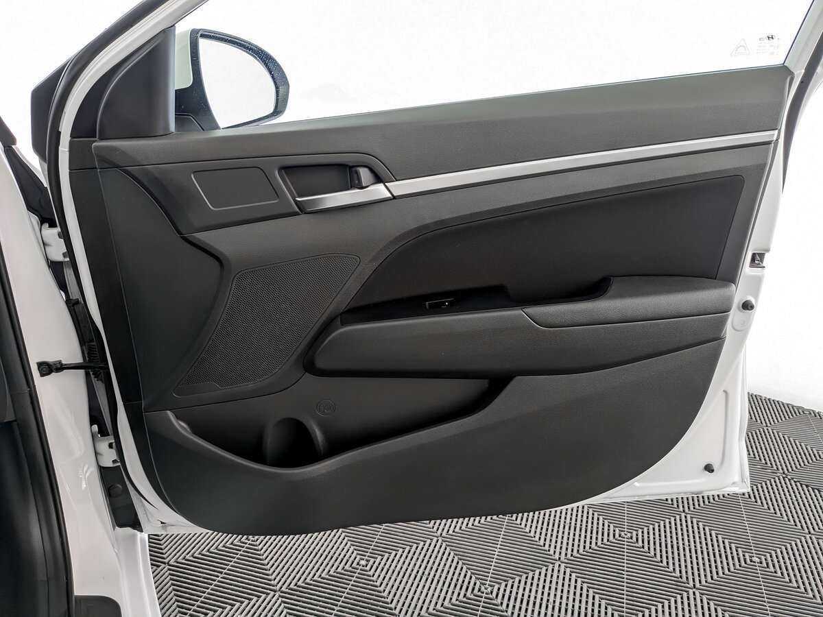 Hyundai Elantra, 2020 - Фото №19