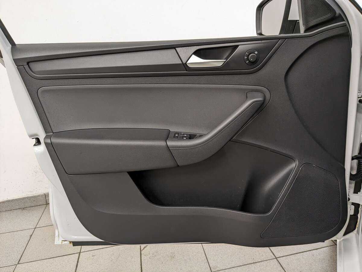 Volkswagen Polo, 2020 - Фото №14