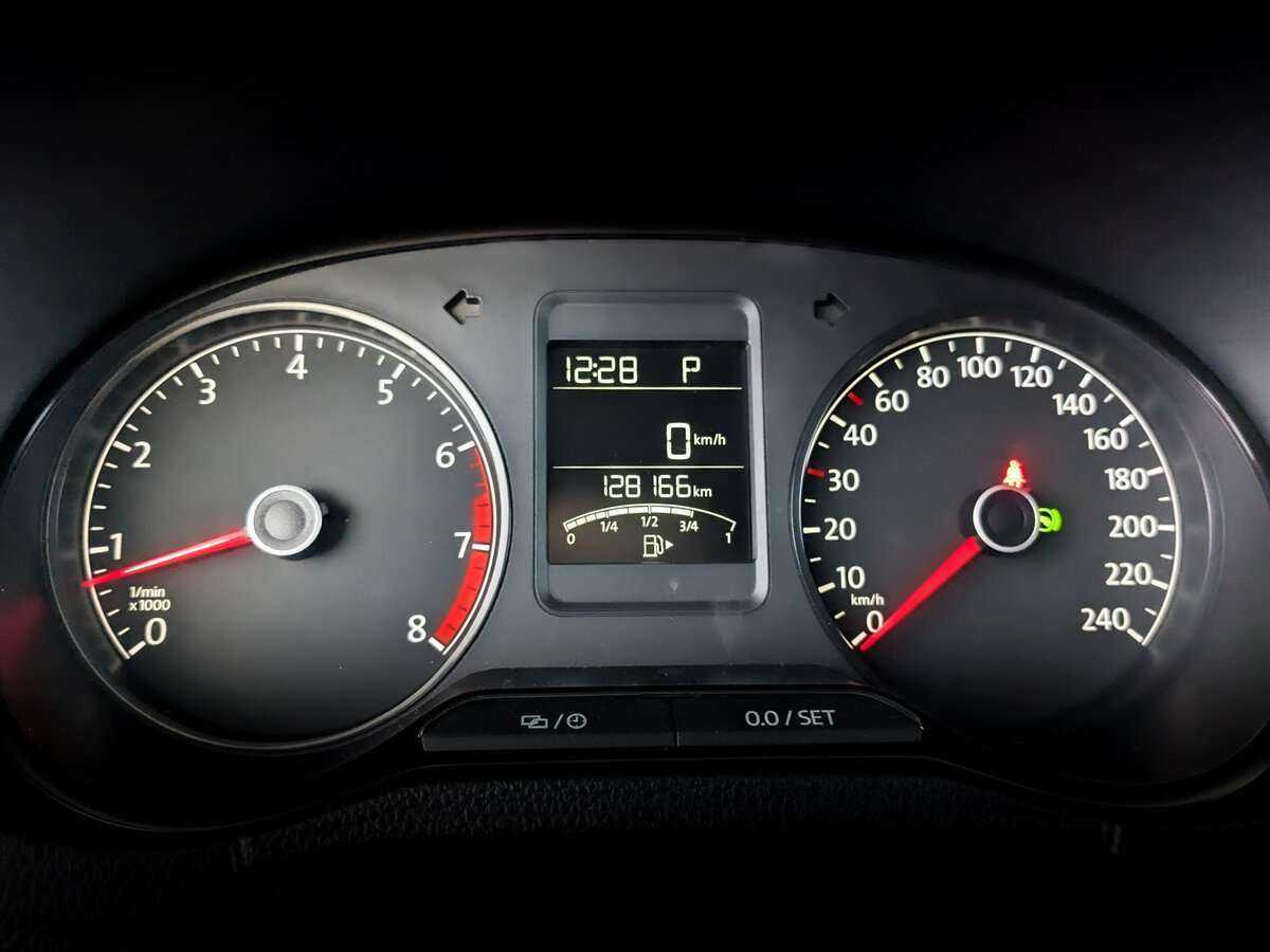 Volkswagen Polo, 2017 - Фото №10