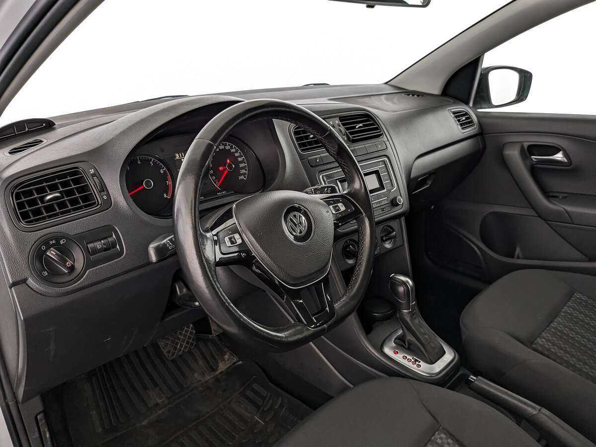 Volkswagen Polo, 2019 - Фото №13