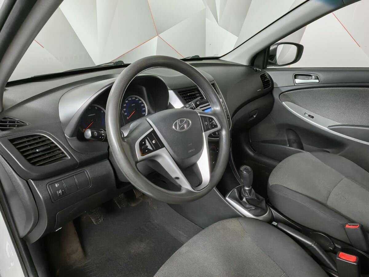 Hyundai Solaris, 2013 - Фото №13