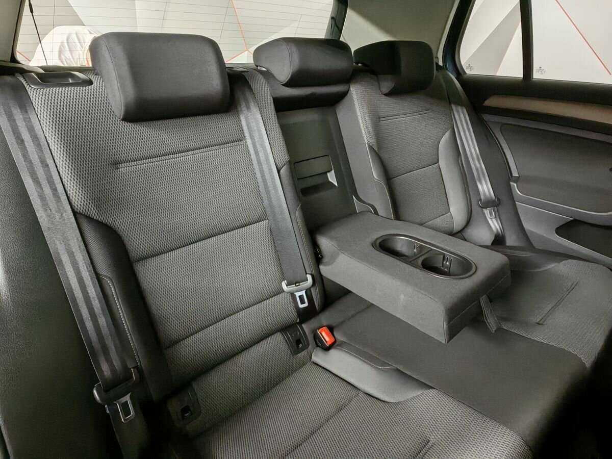 Volkswagen Golf, 2014 - Фото №12