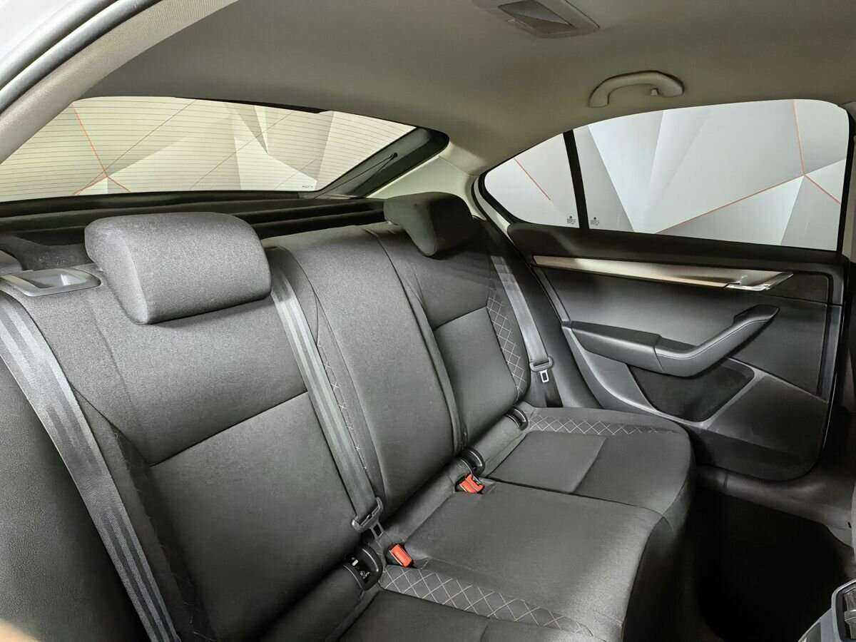 Skoda Octavia, 2019 - Фото №12
