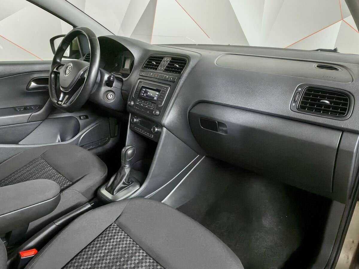 Volkswagen Polo, 2016 - Фото №8