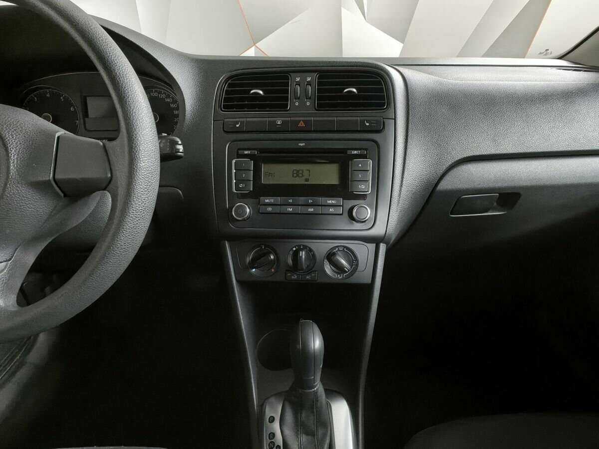 Volkswagen Polo, 2012 - Фото №10