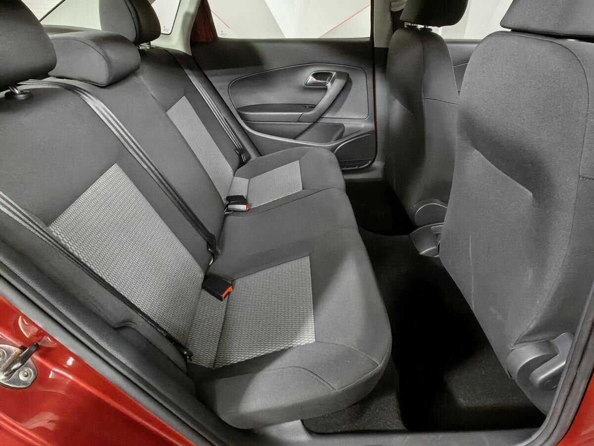 Volkswagen Polo, 2012 - Фото №11