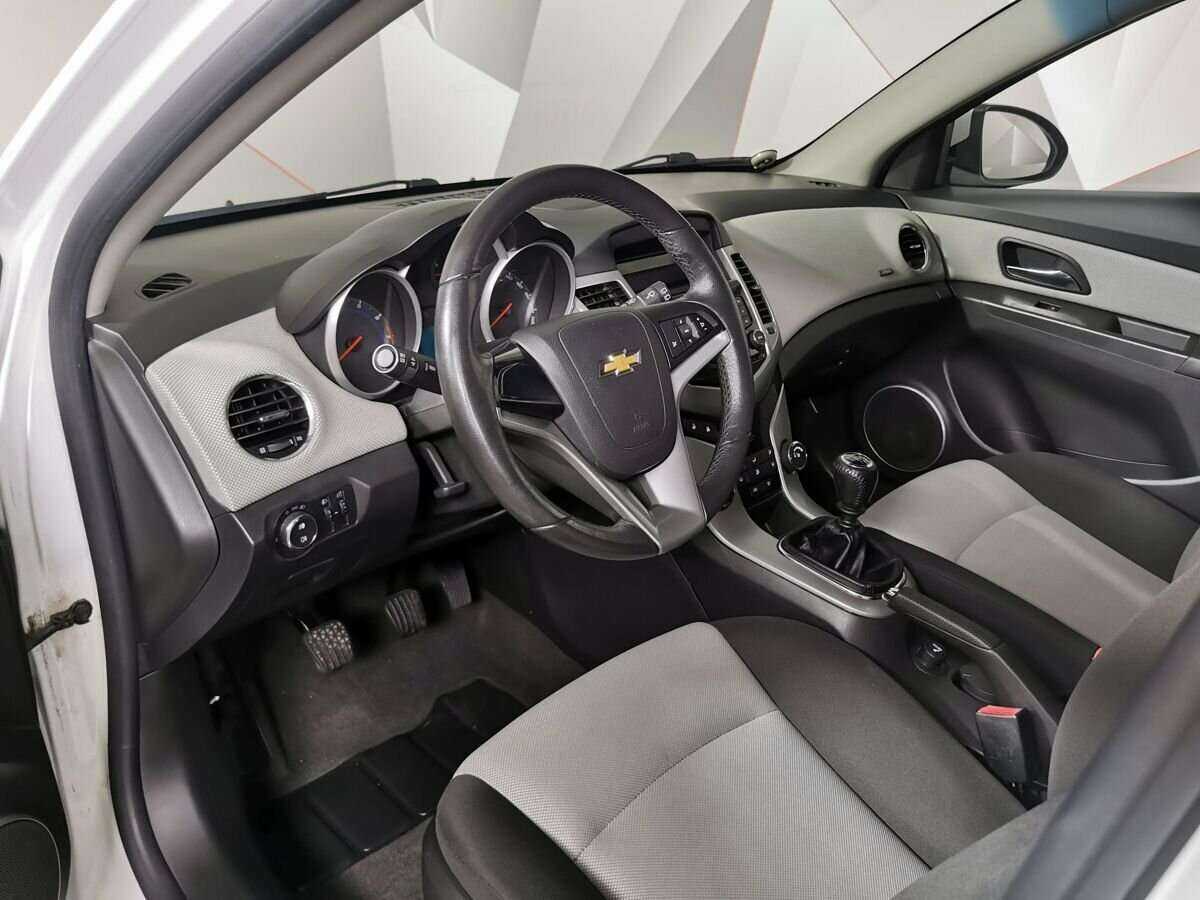 Chevrolet Cruze, 2012 - Фото №13