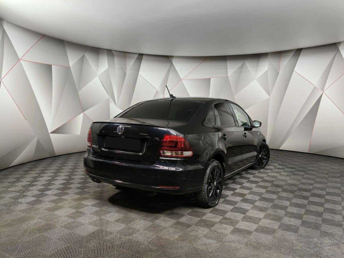 Volkswagen Polo, 2018 - Фото №1