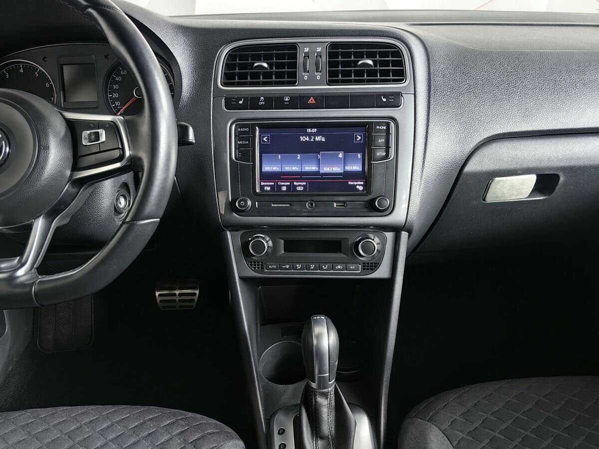 Volkswagen Polo, 2018 - Фото №10