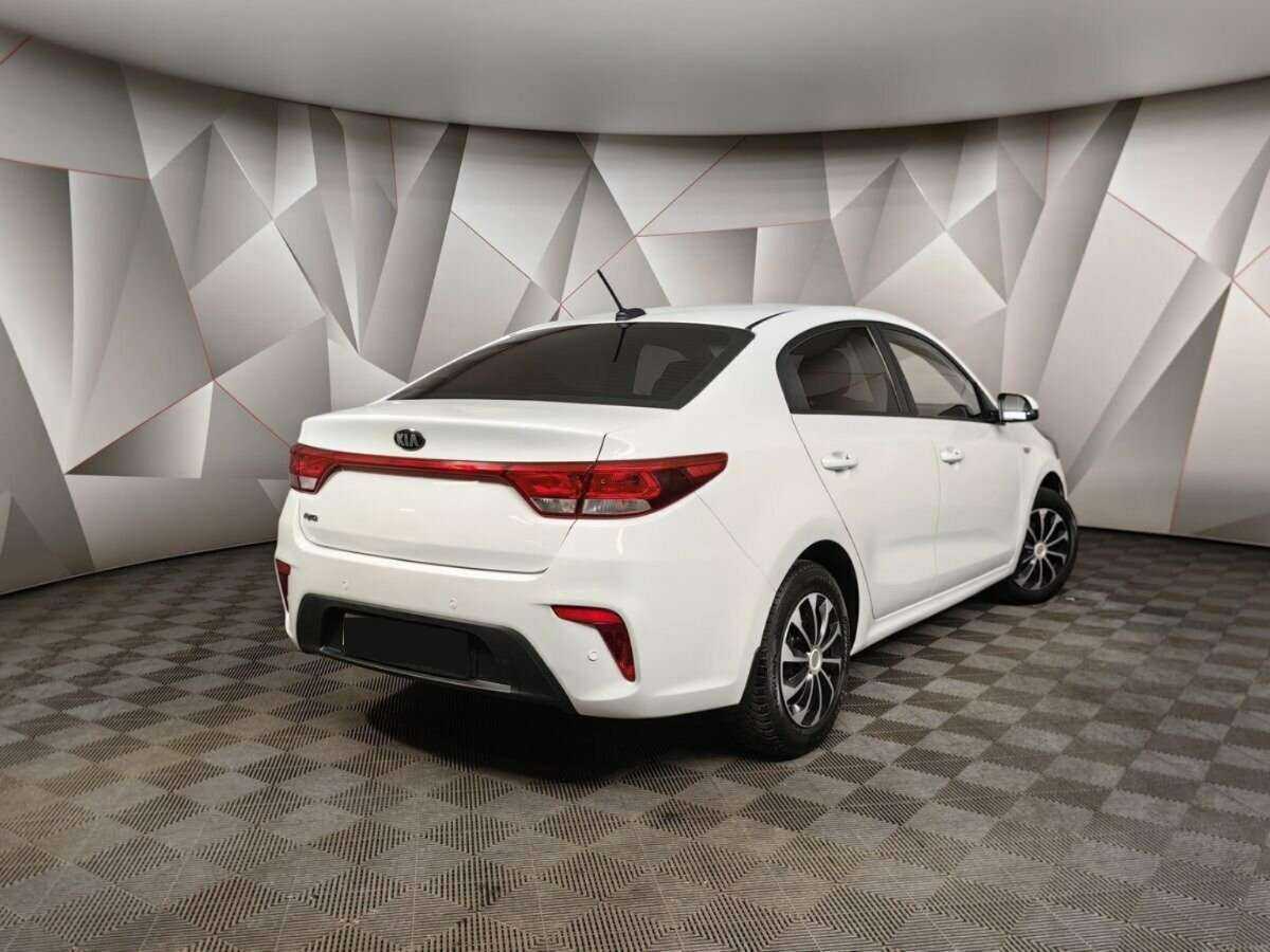 Kia Rio, 2017 - Фото №1