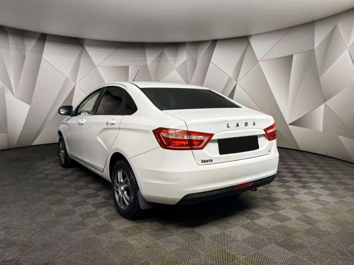 Lada (ВАЗ) Vesta, 2018 - Фото №2