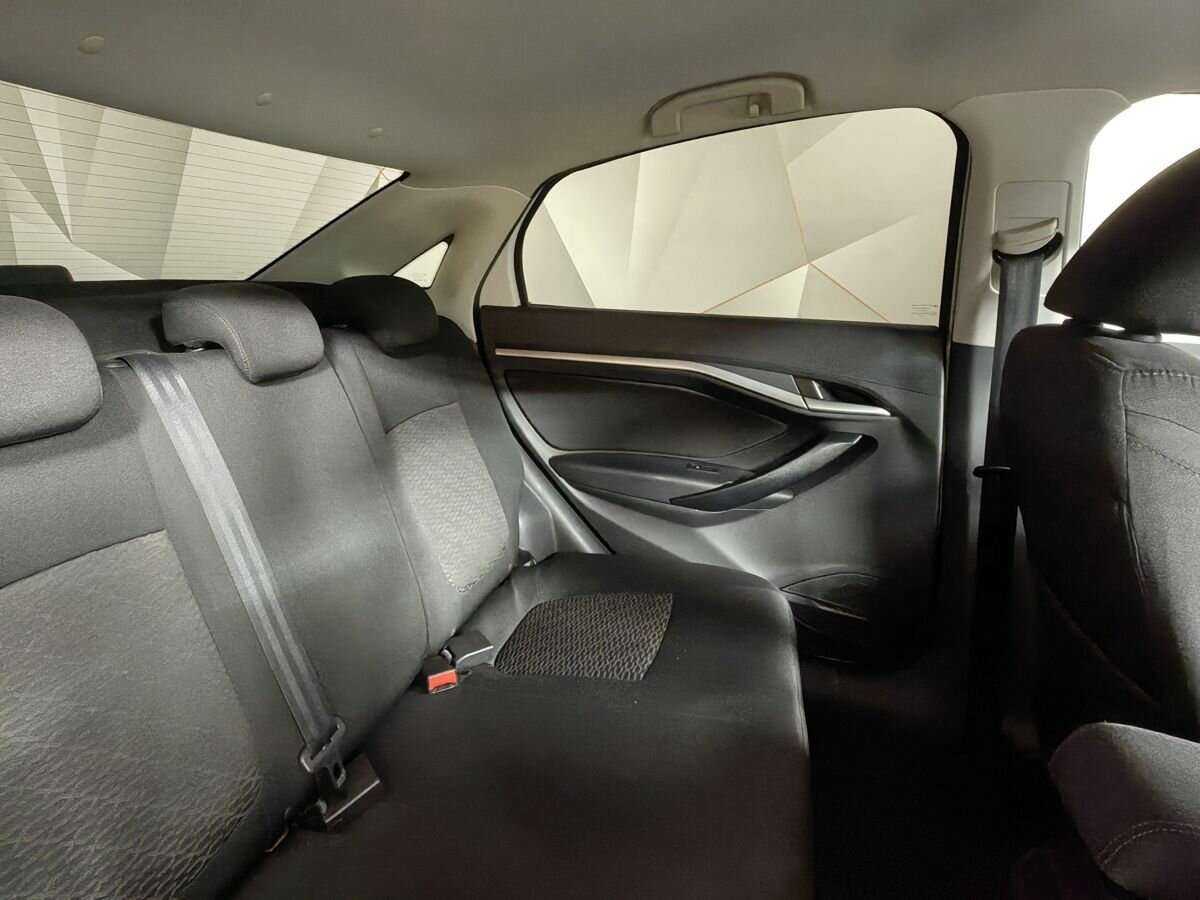 Lada (ВАЗ) Vesta, 2018 - Фото №11