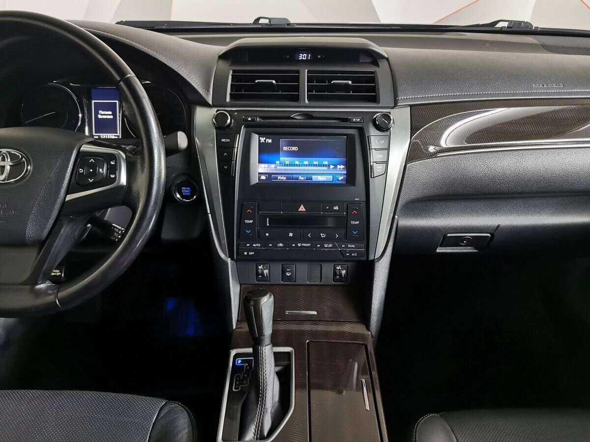 Toyota Camry, 2017 - Фото №10