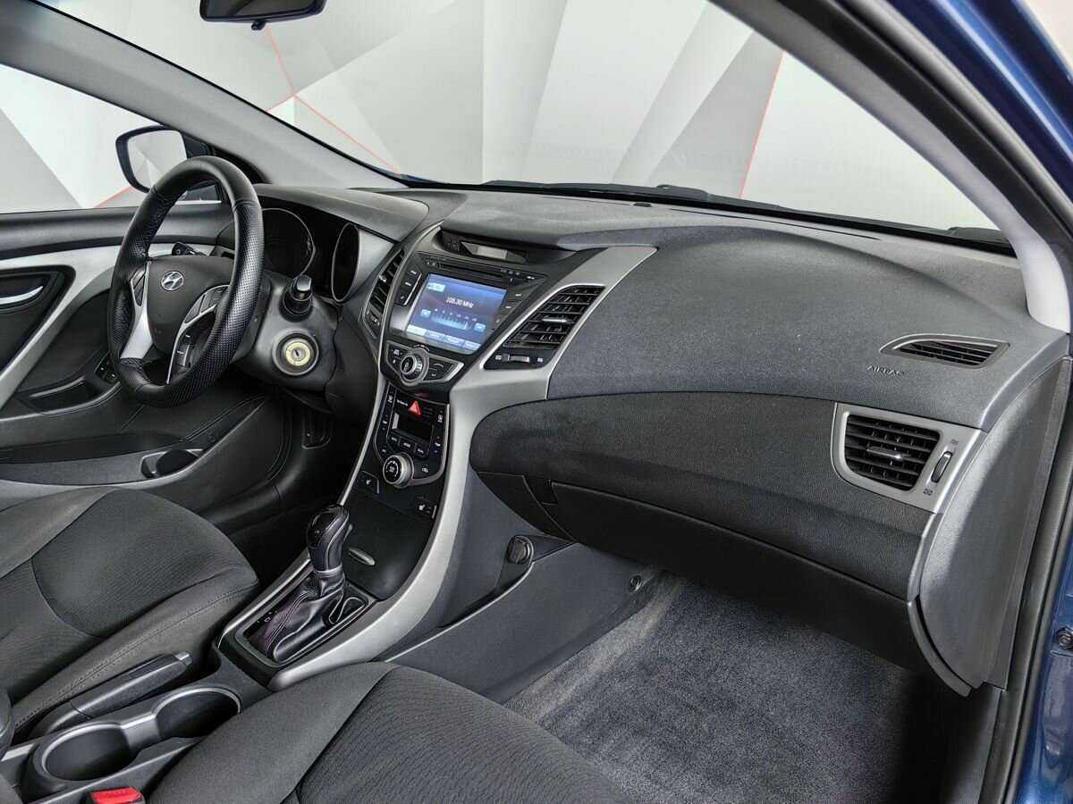 Hyundai Elantra, 2015 - Фото №8