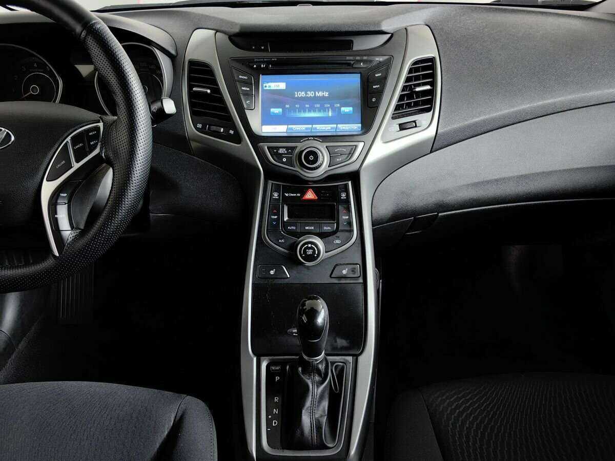 Hyundai Elantra, 2015 - Фото №10