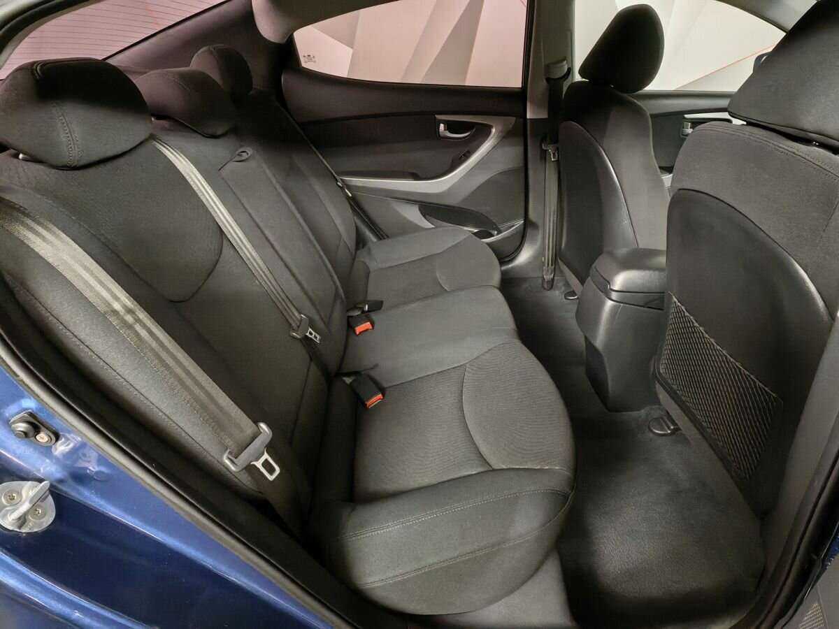 Hyundai Elantra, 2015 - Фото №11