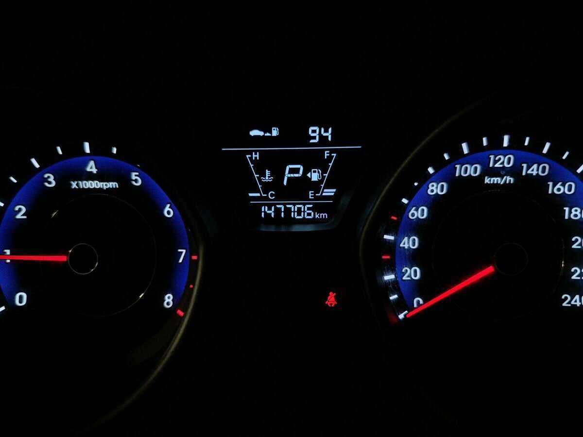 Hyundai Elantra, 2015 - Фото №15