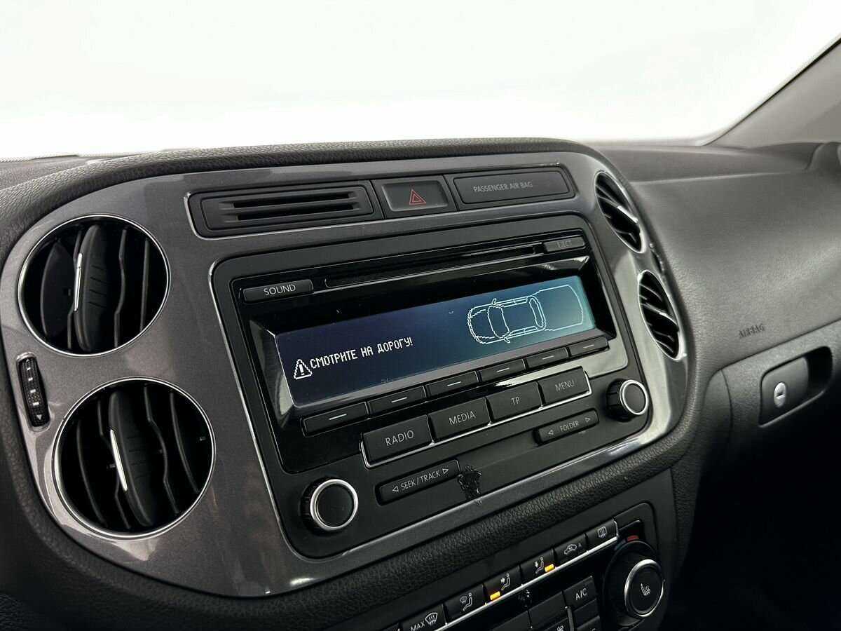 Volkswagen Tiguan, 2013 - Фото №12