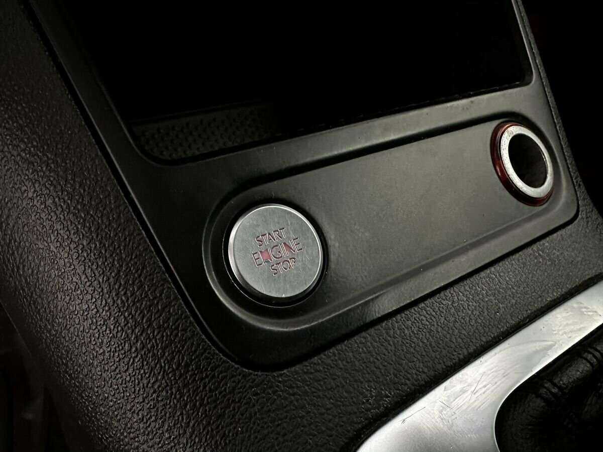 Volkswagen Tiguan, 2013 - Фото №13