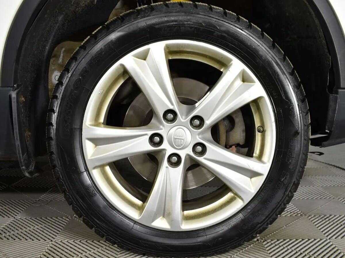 FAW Besturn X80, 2017 - Фото №7