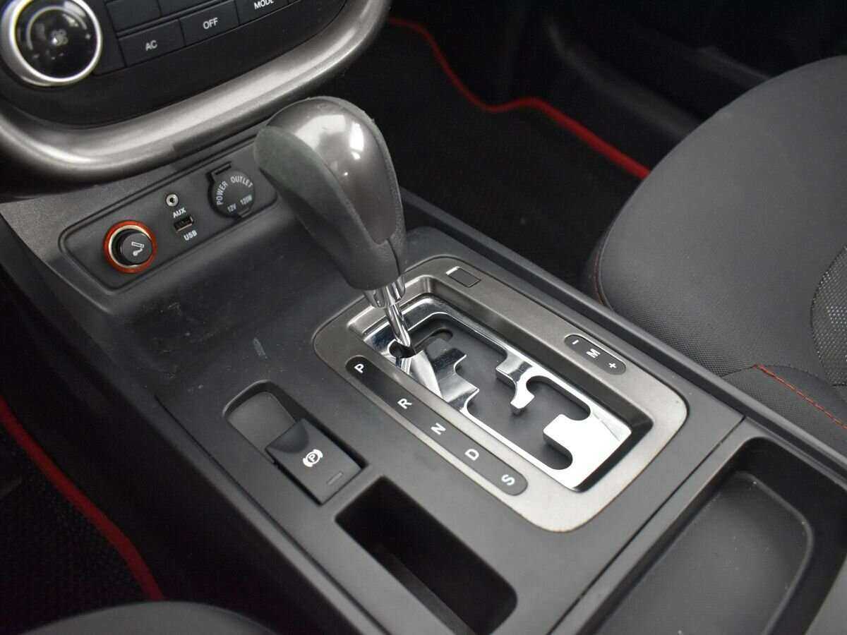 FAW Besturn X80, 2017 - Фото №14