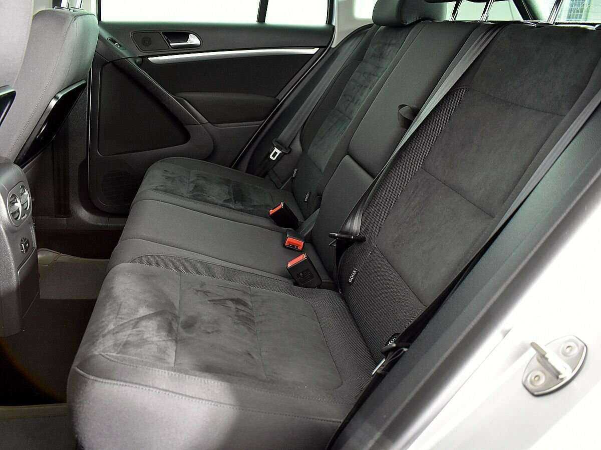 Volkswagen Tiguan, 2012 - Фото №8