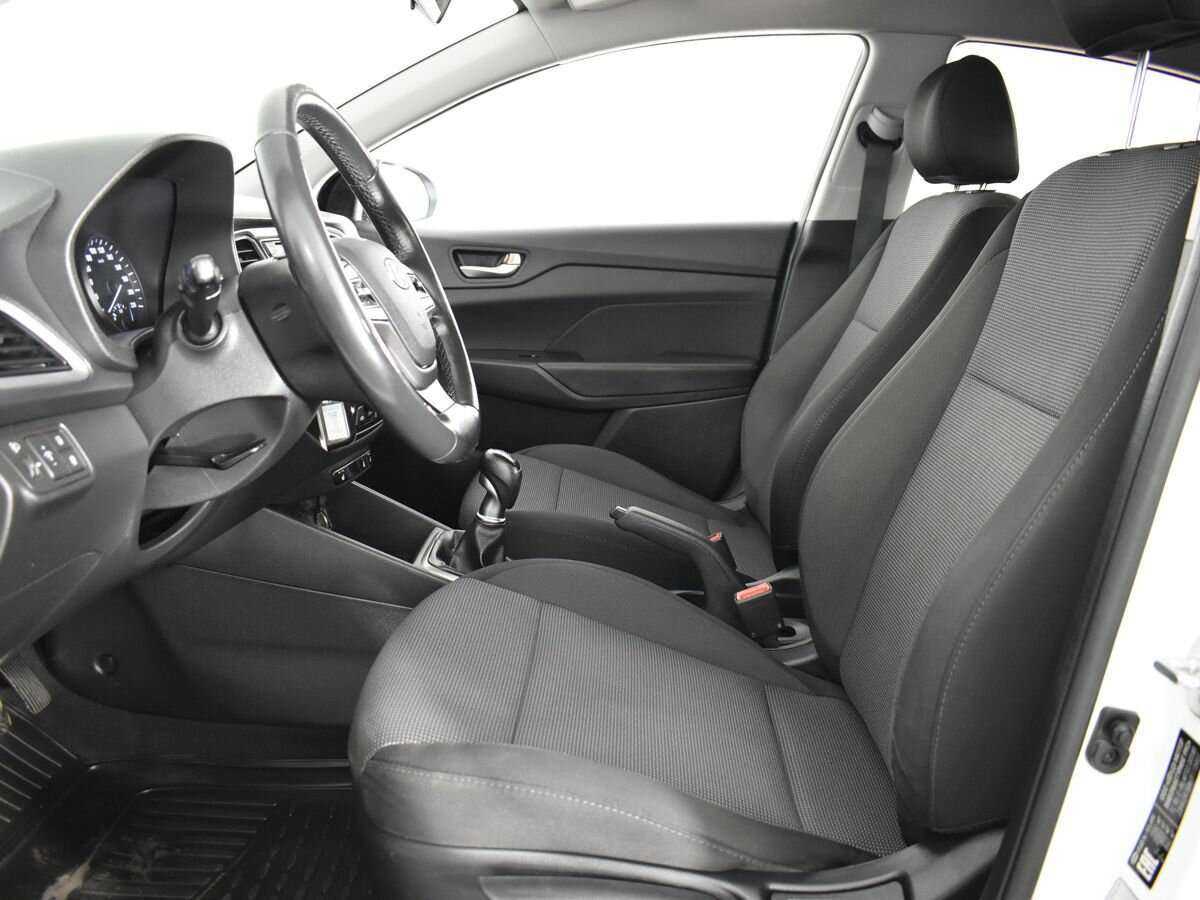 Hyundai Solaris, 2018 - Фото №9