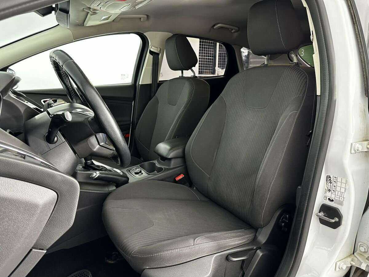 Ford Focus, 2012 - Фото №7