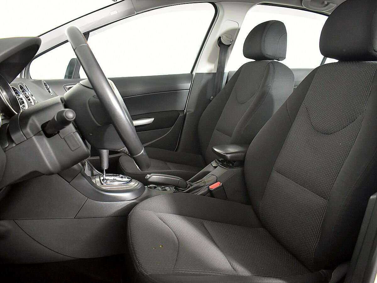 Peugeot 408, 2013 - Фото №7