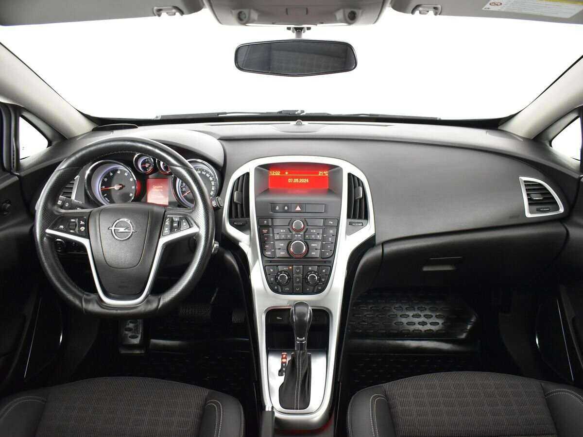 Opel Astra GTC, 2013 - Фото №8