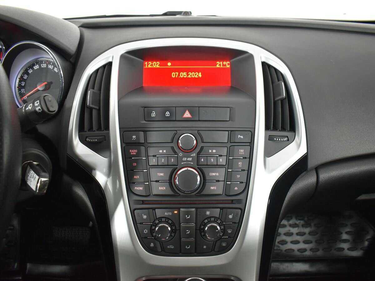 Opel Astra GTC, 2013 - Фото №11