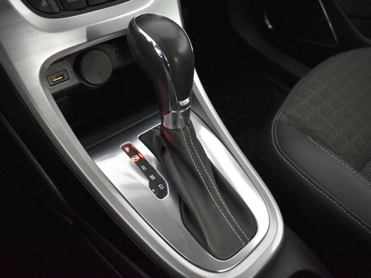 Opel Astra GTC, 2013 - Фото №12