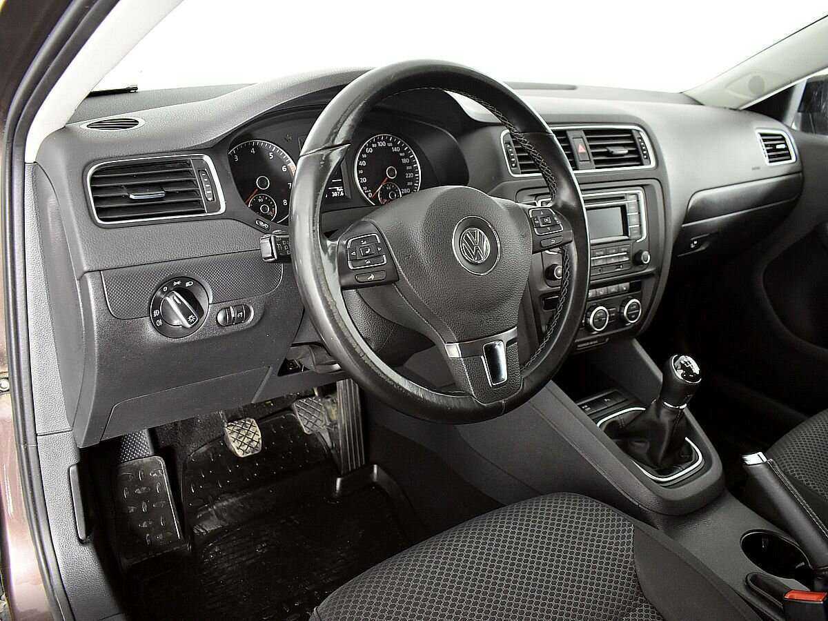 Volkswagen Jetta, 2014 - Фото №5