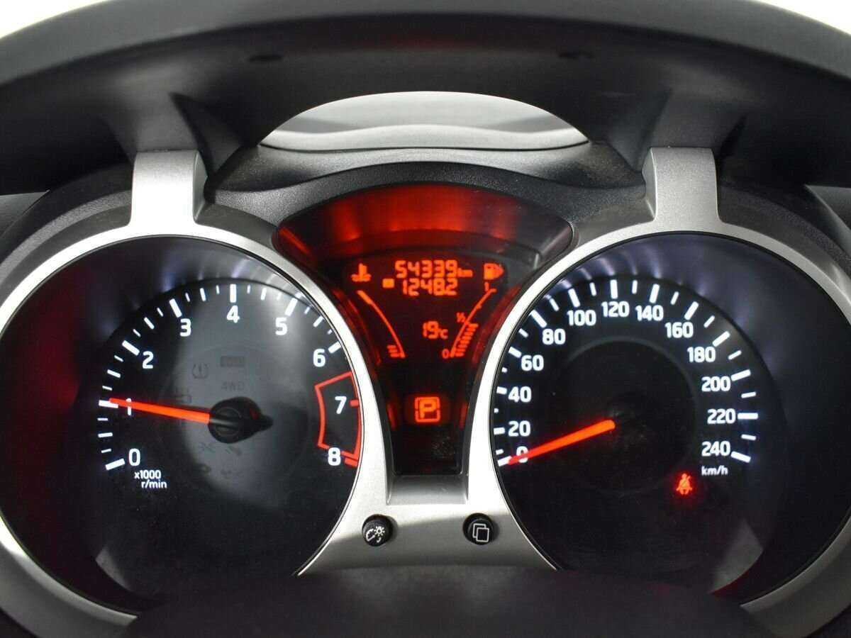 Nissan Juke, 2015 - Фото №10