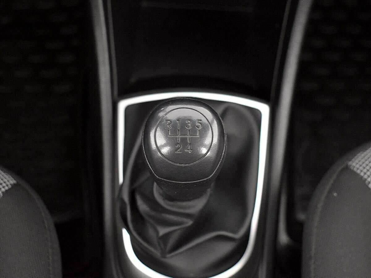 Hyundai Solaris, 2014 - Фото №13