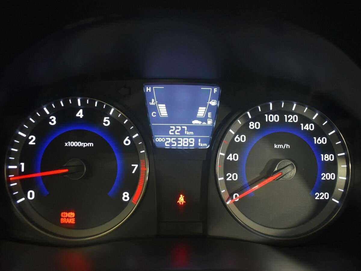 Hyundai Solaris, 2013 - Фото №12