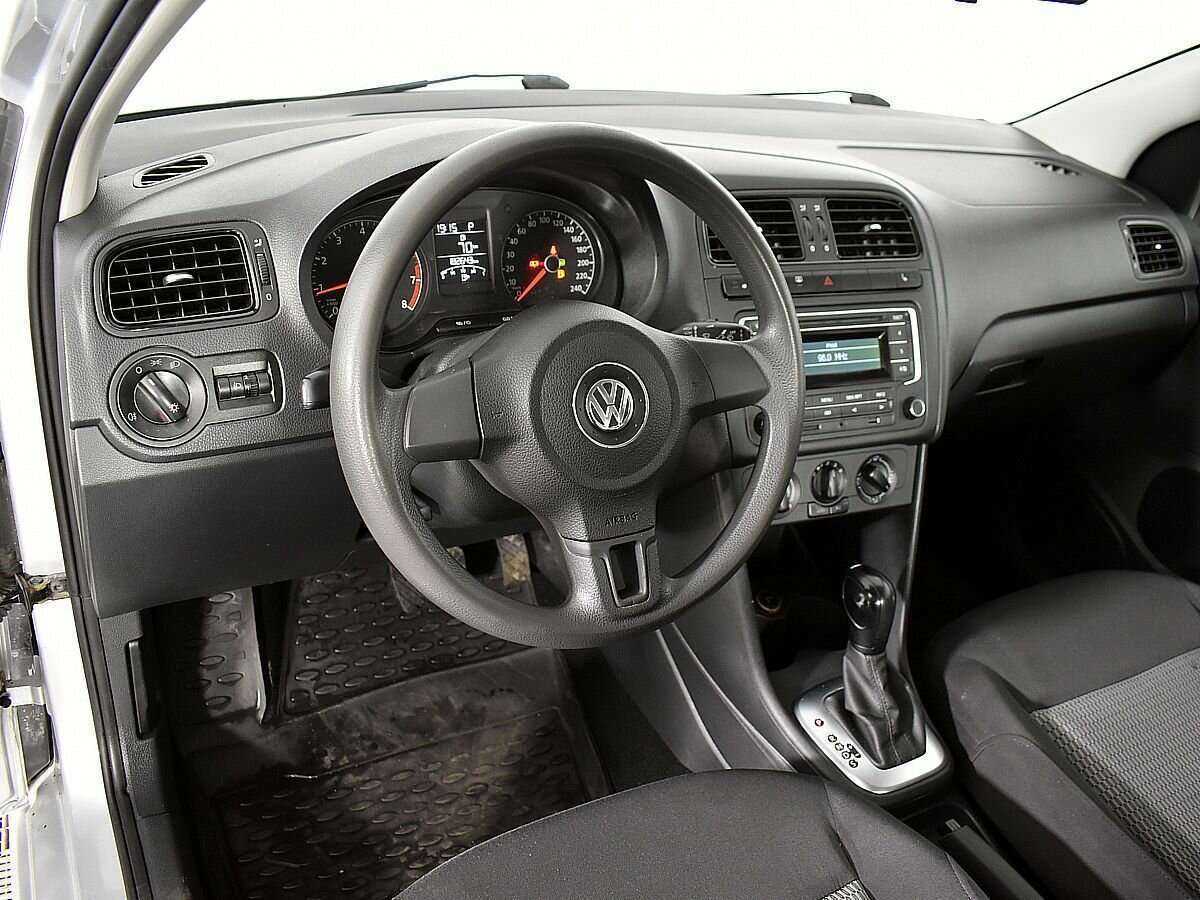 Volkswagen Polo, 2014 - Фото №4