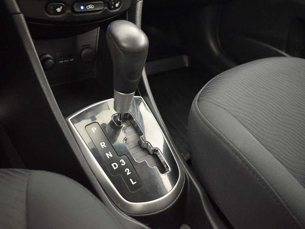 Hyundai Solaris, 2012 - Фото №12