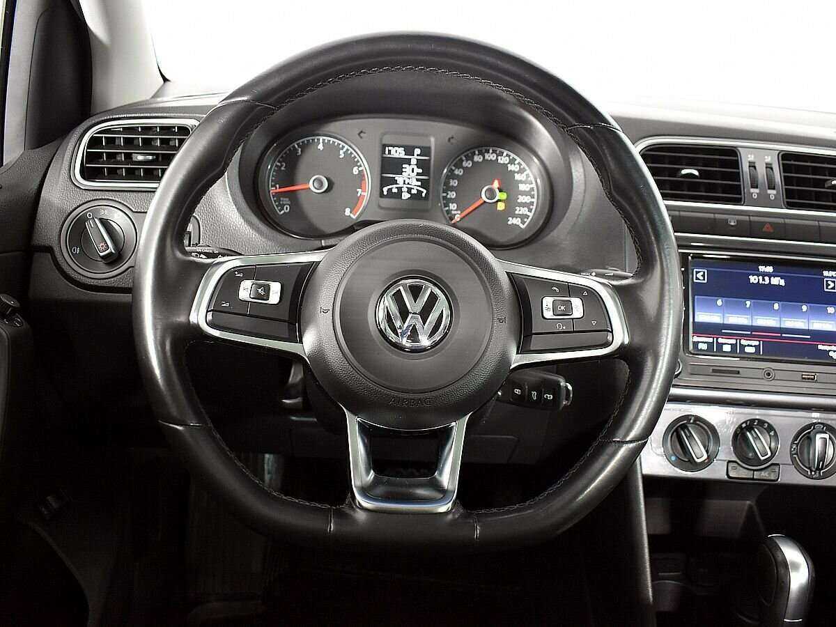 Volkswagen Polo, 2020 - Фото №10