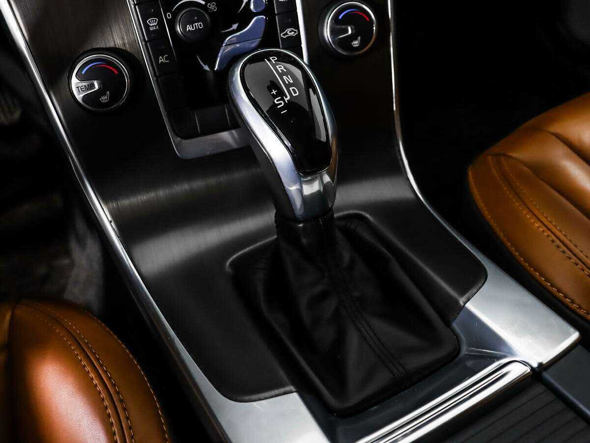 Volvo S60, 2014 - Фото №9