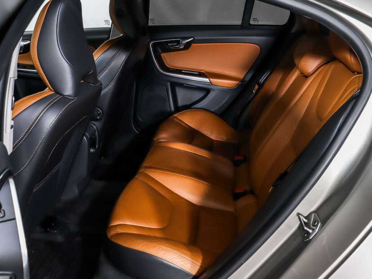 Volvo S60, 2014 - Фото №10