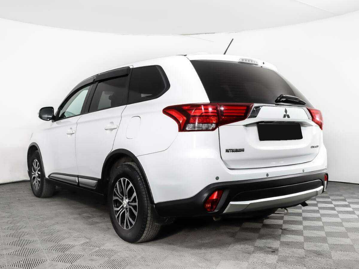 Mitsubishi Outlander, 2016 - Фото №6