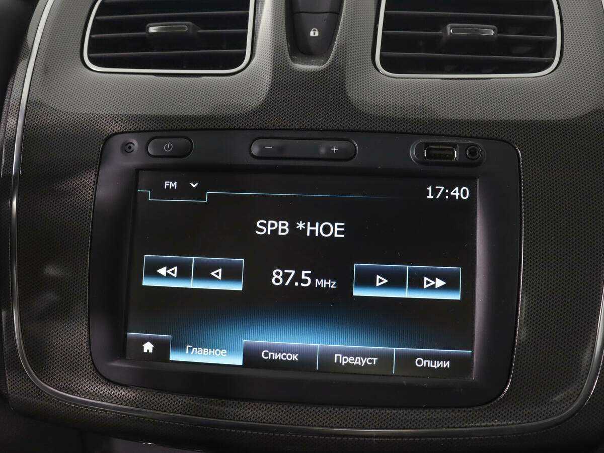 Renault Logan Stepway, 2018 - Фото №12