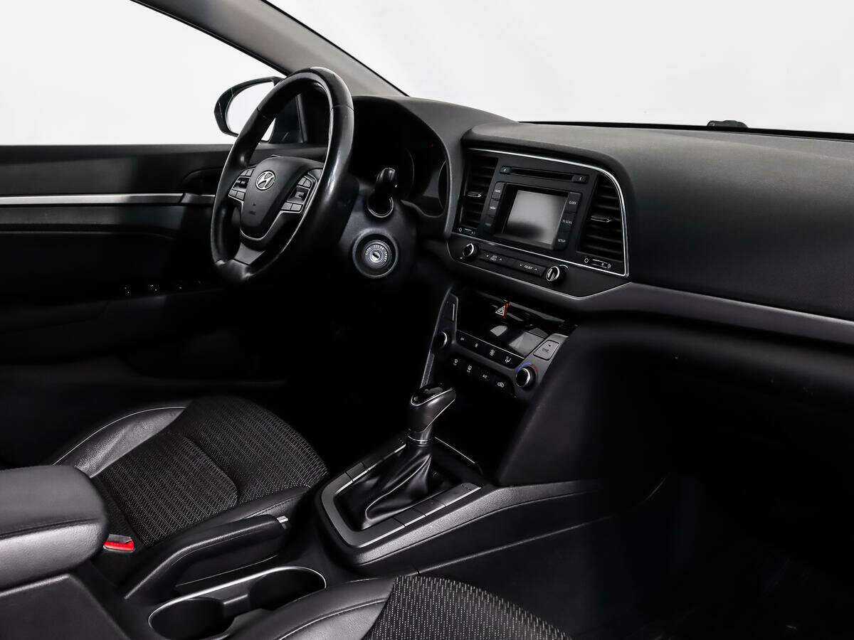 Hyundai Elantra, 2017 - Фото №10