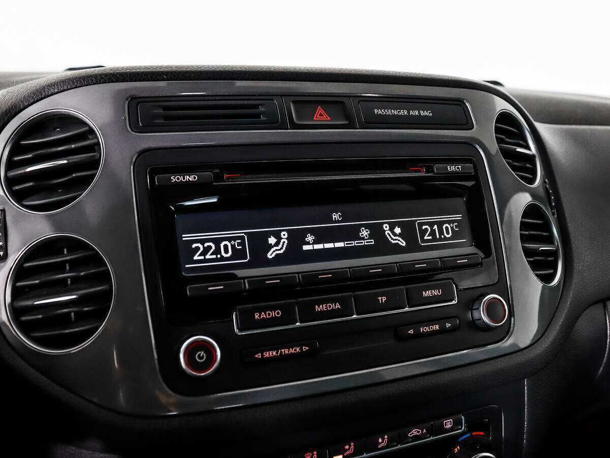 Volkswagen Tiguan, 2014 - Фото №12