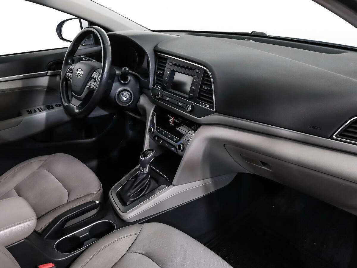 Hyundai Elantra, 2017 - Фото №10